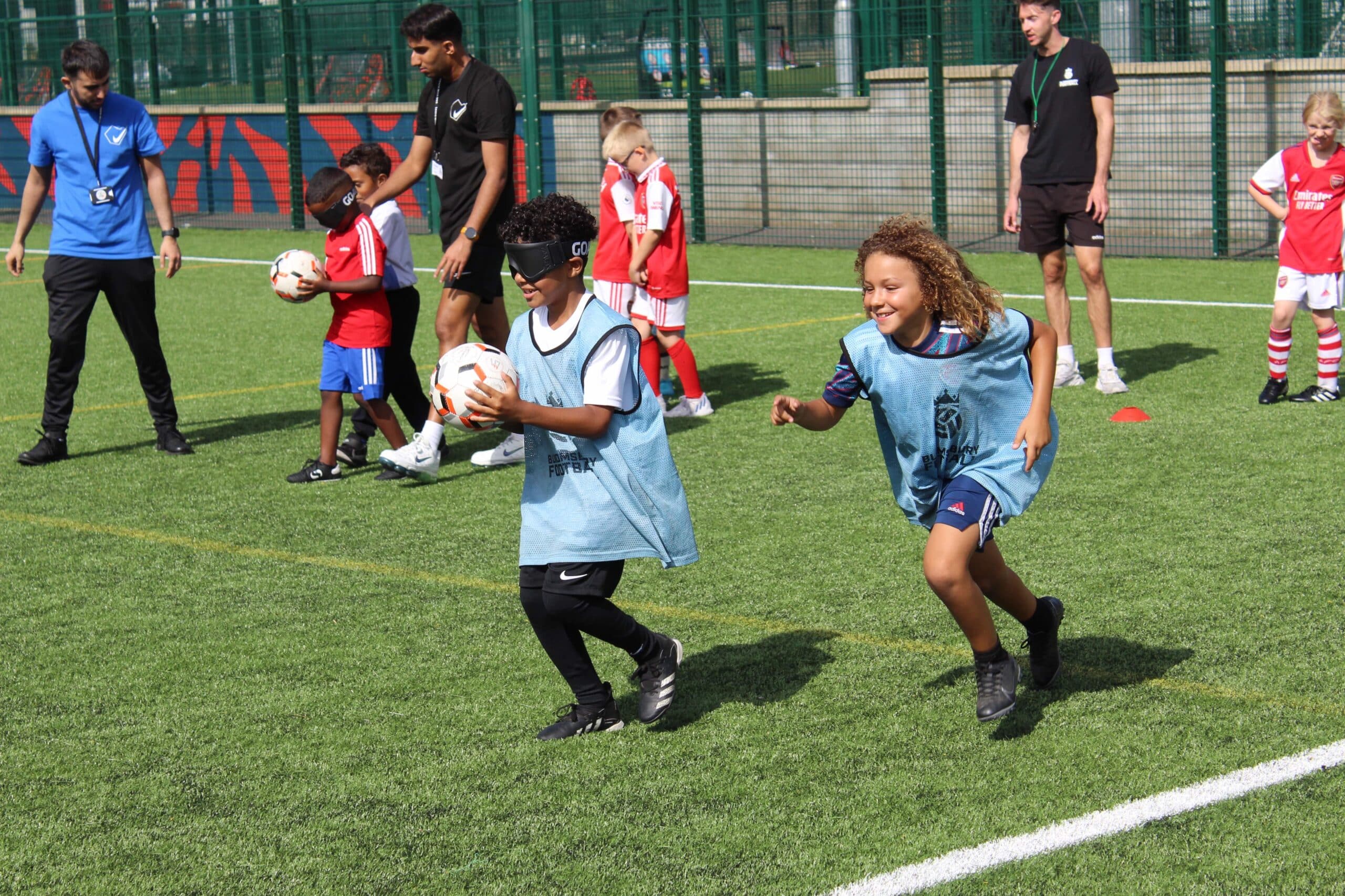 workshops-with-footballer-azeem-amir-learn-with-ess-bloomsbury-football